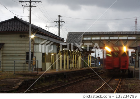 Johana Line Toide Station Diesel car exchange (Kiha 40) 135234789