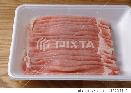 Domestic pork loin slice Domestic pork loin slice 135235141