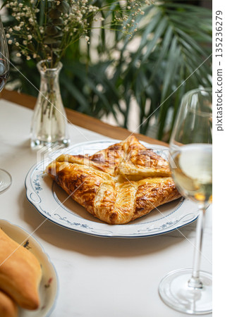 Georgian penovani khachapuri with crispy crust Georgian penovani khachapuri with crispy crust 135236279