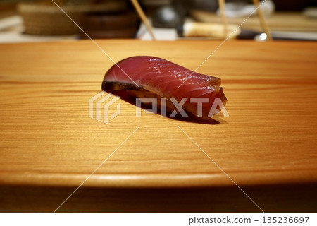 Edomae sushi: Beautifully red bonito nigiri, a seasonal delicacy 135236697