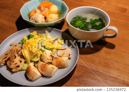 Healthy dinner menu with lots of vegetables 135236972