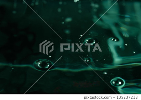 276.Rising Bubbles and Reflections in Dark Green Water 135237218