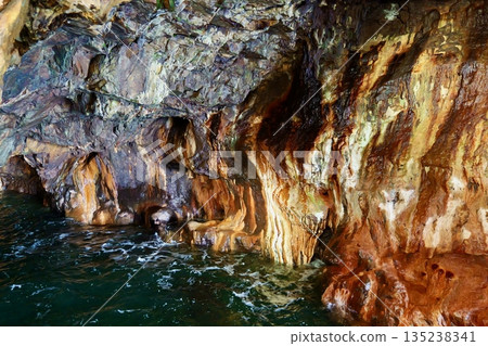 Inside the Sandanbeki Cave in Shirahama, Wakayama Prefecture Inside the Sandanbeki Cave in Shirahama, Wakayama Prefecture 135238341