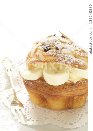 香蕉酥皮蛋糕 135240886