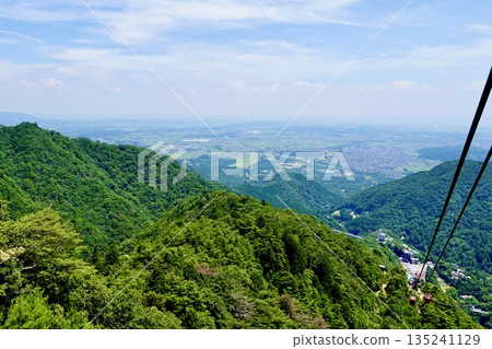 從禦在所索道遠眺伊勢灣，位於三重縣三重郡駒野町 135241129