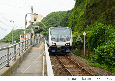 Resort Shirakami Aoike formation Senjojiki Station 135244699