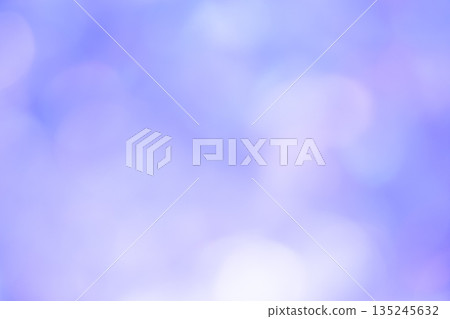 紫色閃光背景圖 135245632