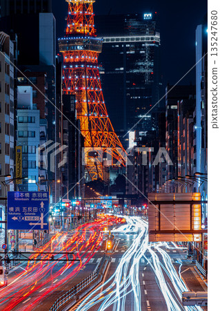 Tokyo night view: Tokyo Tower and laser beams 135247680