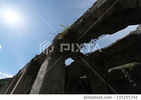 群馬鐵山大志站原候車亭，現仍作為旅遊設施使用。 135255142