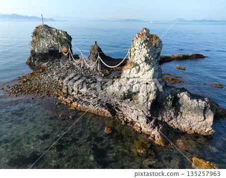 Meotoiwa Rocks, Matsuyama City, Ehime Prefecture 135257963