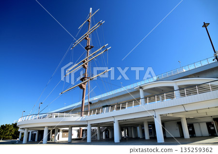 Nishikinohama Park (Sailboat Mast and Observation Deck) [Kaizuka City, Osaka Prefecture] 135259362