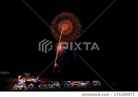 秋田縣夜空和煙火 秋田縣夜空和煙火 135260071