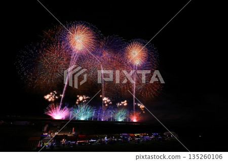 秋田縣夜空和煙火 135260106