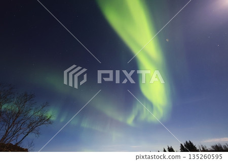 極光的看法 135260595