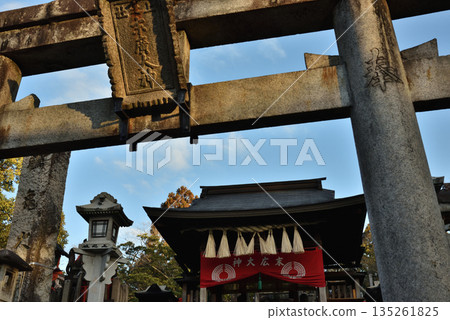 Fushimi Inari Taisha Shrine, Summit of Ichinomine (Fushimi Ward, Kyoto City) Fushimi Inari Taisha Shrine, Summit of Ichinomine (Fushimi Ward, Kyoto City) 135261825