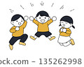 孩子們跳 135262998