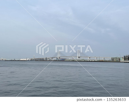 Yokohama Bay Bridge 135263633