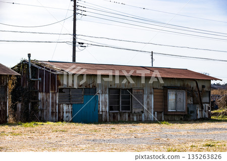 Showa retro vacant house 135263826