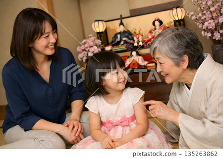 Hinamatsuri time passed down through three generations 135263862