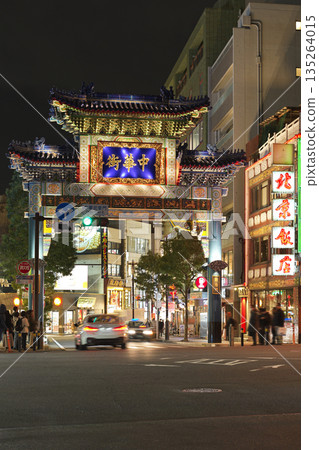 橫濱市唐人街東門朝陽門 135264015