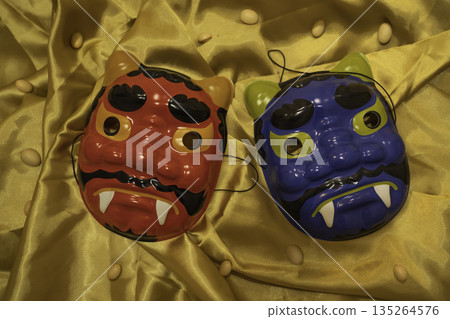 Setsubun's red and blue demon masks 135264576