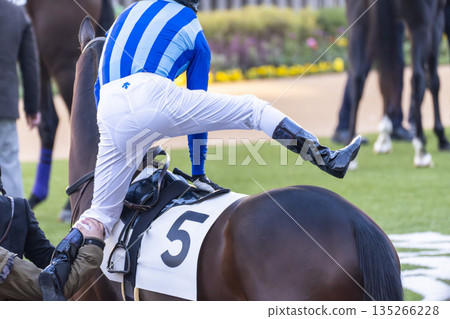Racecourse scenery, paddock, Kyoto City, Kyoto Prefecture Racecourse scenery, paddock, Kyoto City, Kyoto Prefecture 135266228
