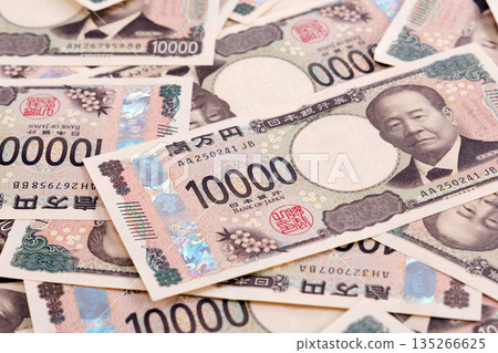 萬日元票據形象 135266625