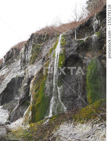 Scenery of Hunbe Falls on a cold winter day Scenery of Hunbe Falls on a cold winter day 135270116