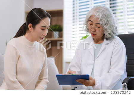 Female patient receiving therapy for depression and stress in a psychiatric clinic. Female patient receiving therapy for depression and stress in a psychiatric clinic. 135270242
