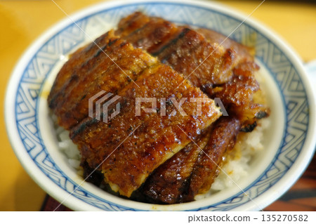 Eel bowl at an eel restaurant 135270582