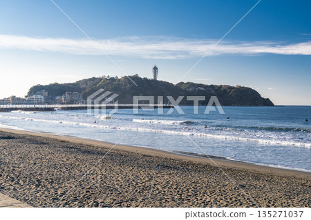 <Kanagawa Prefecture> Shonan Coast view overlooking Enoshima 135271037