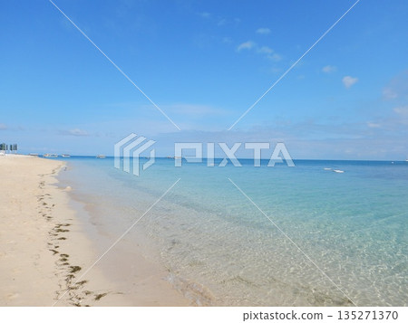 Green Island Beach 135271370