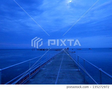綠島多雲日出 綠島多雲日出 135272972