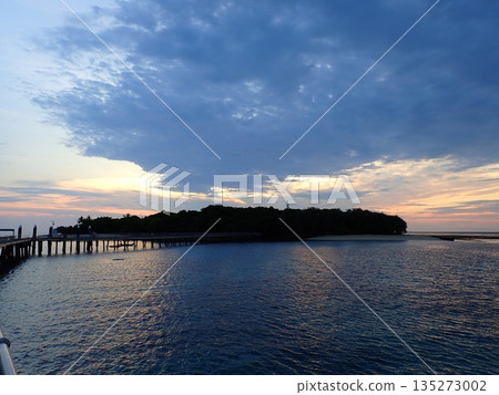 綠島多雲日出 綠島多雲日出 135273002