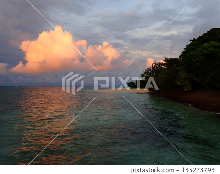 凱恩斯的日落 135273793