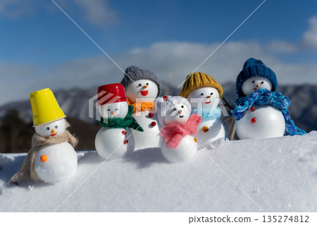 Fresh snow and lots of snowmen Fresh snow and lots of snowmen 135274812