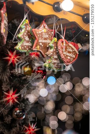 Lebkuchen and beautiful illuminations at the Christmas market Lebkuchen and beautiful illuminations at the Christmas market 135279550