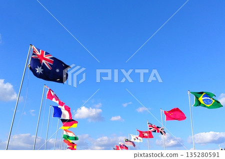 2025年薩迦國際熱氣球節 135280591