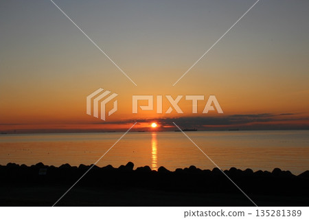 Wakasu Seaside Park Sunrise Wakasu Seaside Park Sunrise 135281389