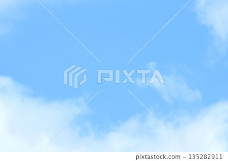 Blue sky and clouds Free space image (Fix photo) 135282911
