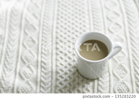 咖啡歐蕾色針織保暖背景邊距 咖啡歐蕾色針織保暖背景邊距 135283220