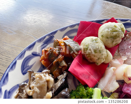 Antipasto: A colorful assortment of appetizers, a delightful Italian dish. Antipasto: A colorful assortment of appetizers, a delightful Italian dish. 135286208