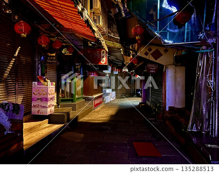 Jiufen Jishan Street 135288513
