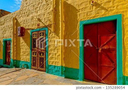 印度傑伊瑟爾梅爾的街道 135289054