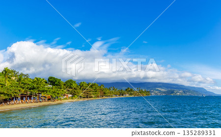 The urban coastline of Ilhabela 135289331