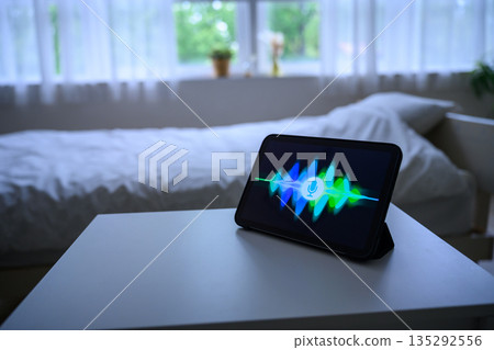 臥室平板電腦語音識別 135292556