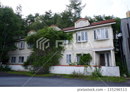 清裡町廢棄的旅館 135296513