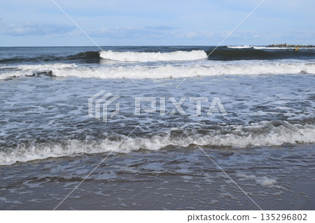 Rough waves of the Sea of Japan Shonai coast Rough waves of the Sea of Japan Shonai coast 135296802