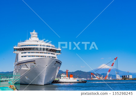 (Shizuoka Prefecture) Luxury cruise ship Asuka III docked at Shimizu Port (with snow-capped Mount Fuji in the background) 135298245