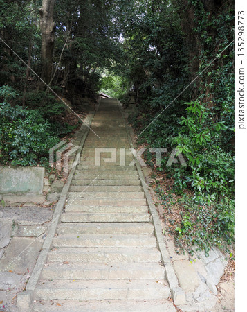 The approach of the shrine The approach of the shrine 135298773